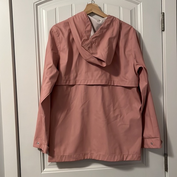 Aritzia Babaton pink raincoat/jacket XS - Picture 4 of 4